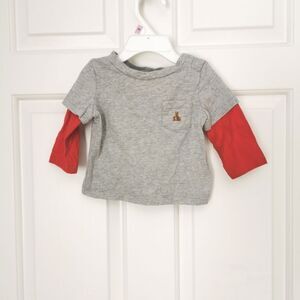 3/$15 Gap long sleeve t-shirt size 3-6 m